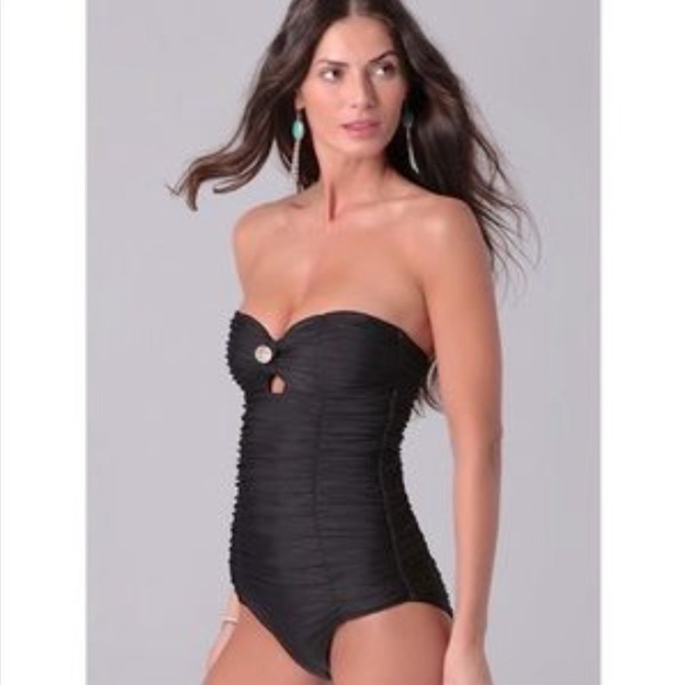 Tori Praver Gathered Black One Piece Swimsuit with Shell Detail Keyhole Cut-Out